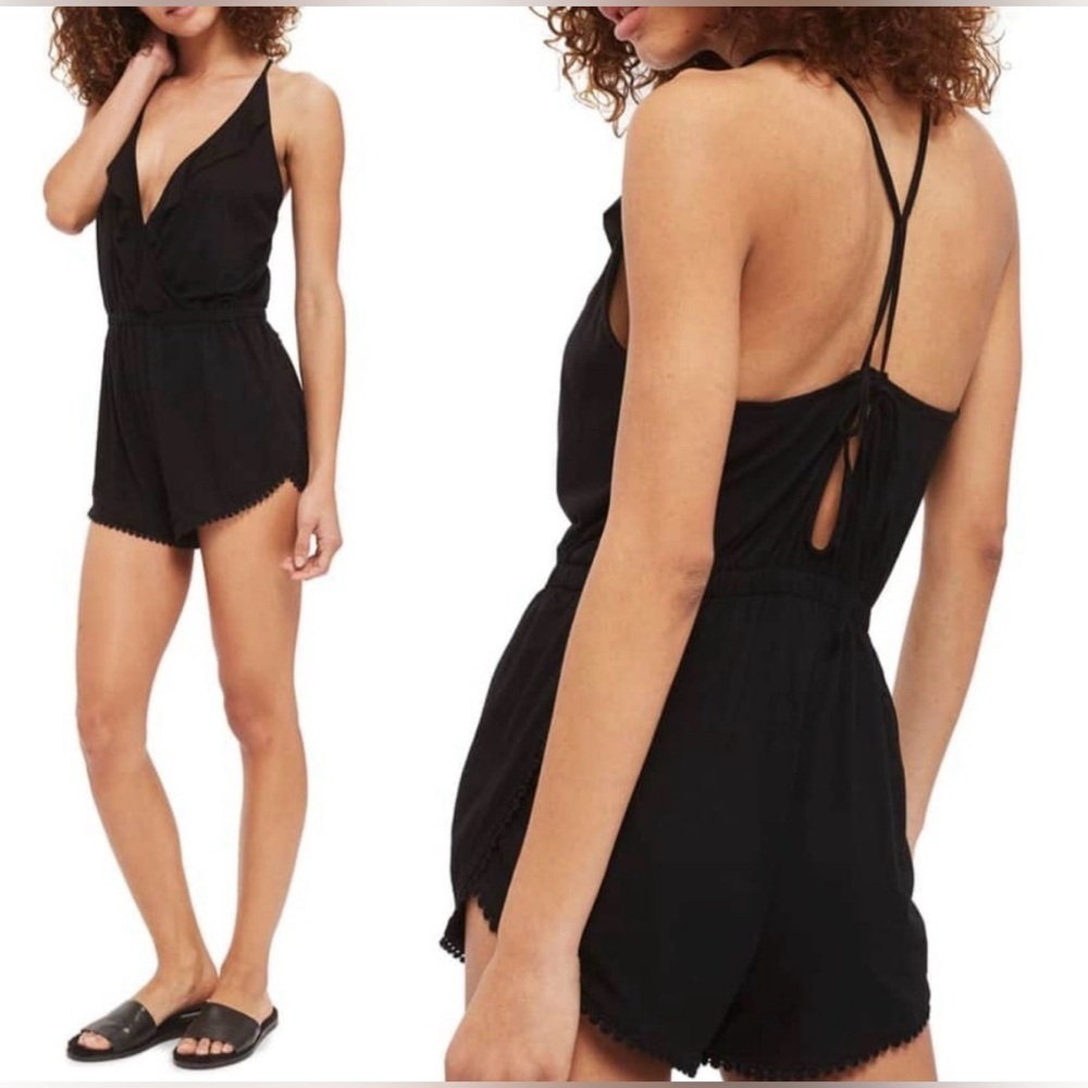 Topshop NWT black ruffle plunge romper, small